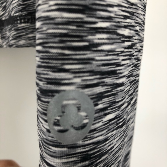 Titika zip up - Picture 4 of 5